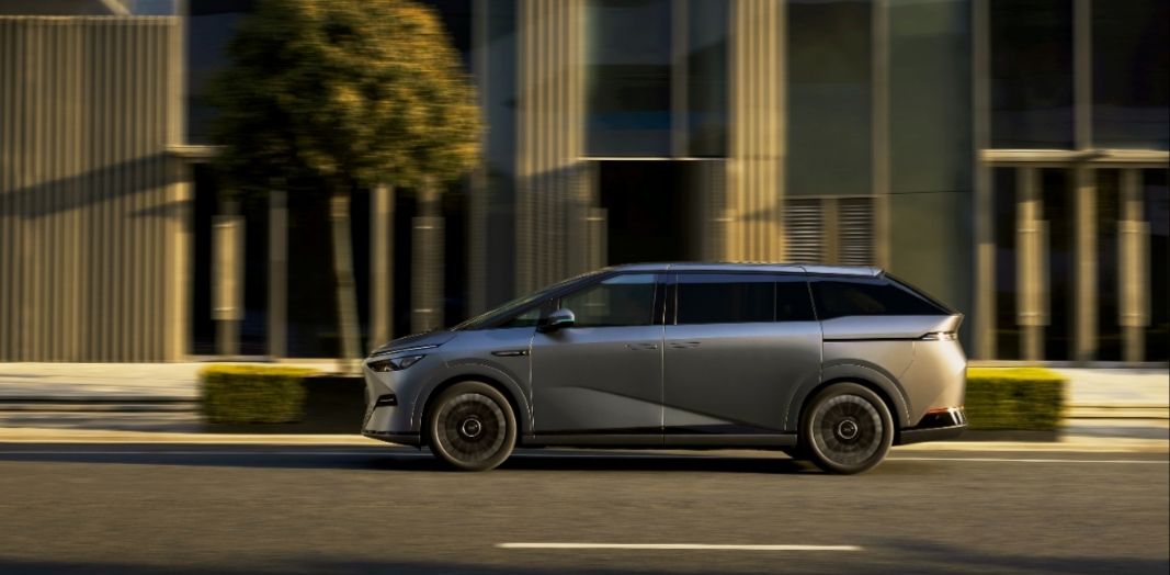 Xpeng Luncurkan Mobil Listrik Terbaru, Pesaing Alphard dan Denza D9